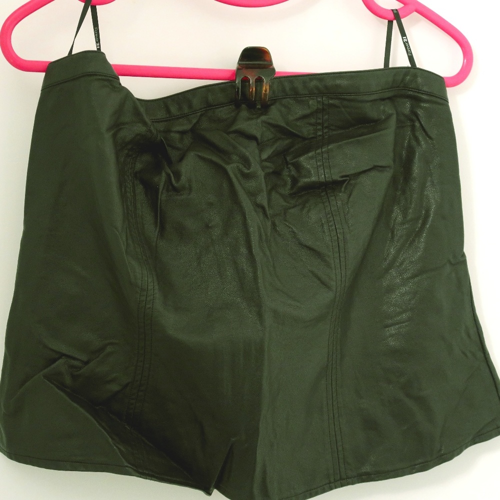 Black faux leather cropped bustier